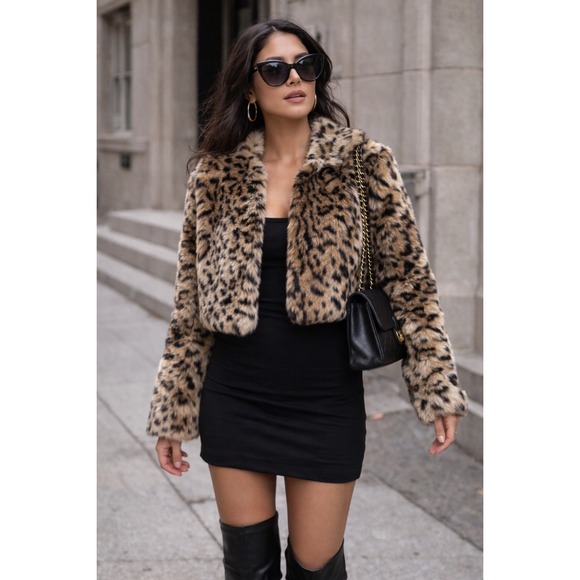 BB Dakota Jackets & Blazers - Leopard Faux Fur Jacket Luxe Mob Wife Glam Y2K Animal Print Cropped‎ Coat SZ S